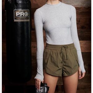 Free People Cool Down Short - army green XS